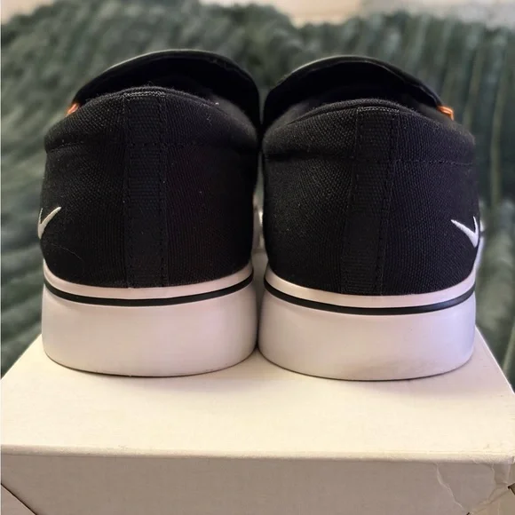 Nike Black and White Slip-On Sneakers - Picture 3 of 4